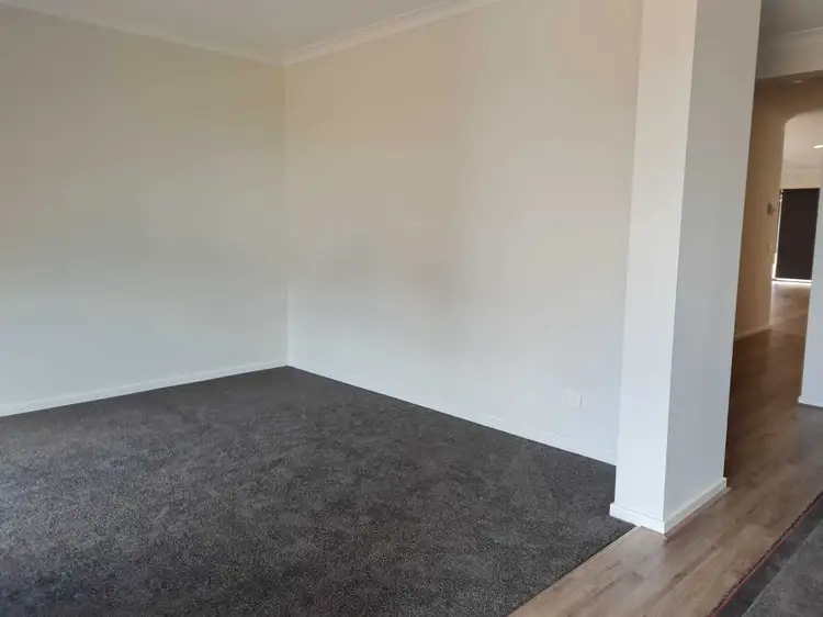Second view of Homely house listing, 19 Southlands Loop, Strathtulloh VIC 3338