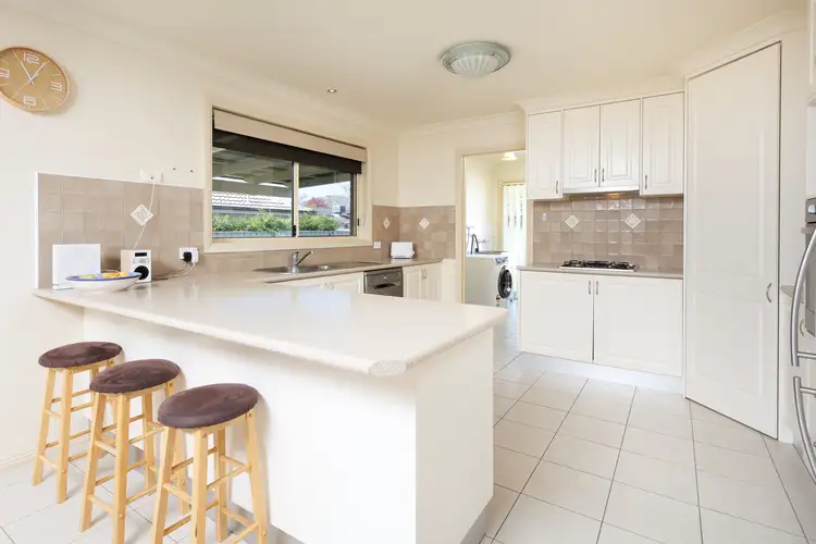 Fifth view of Homely house listing, 17 Innisbrook Avenue, Wodonga VIC 3690