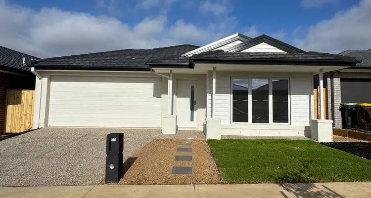 11 Eucalypt Street, Armstrong Creek VIC 3217