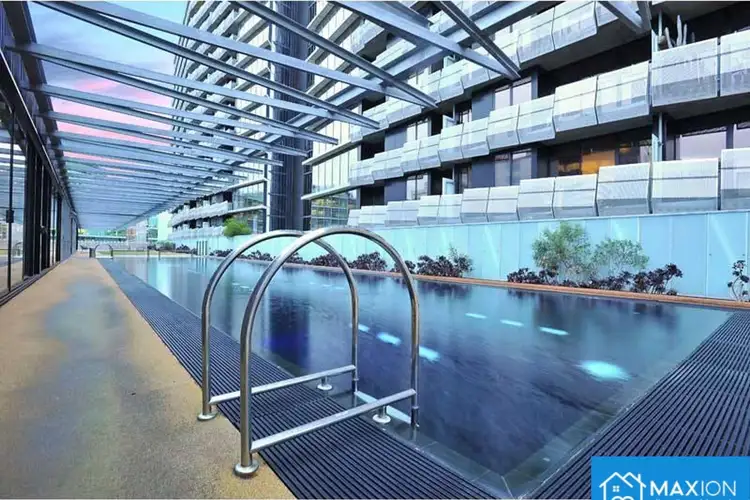 205/8 Waterview Walk, Docklands VIC 3008