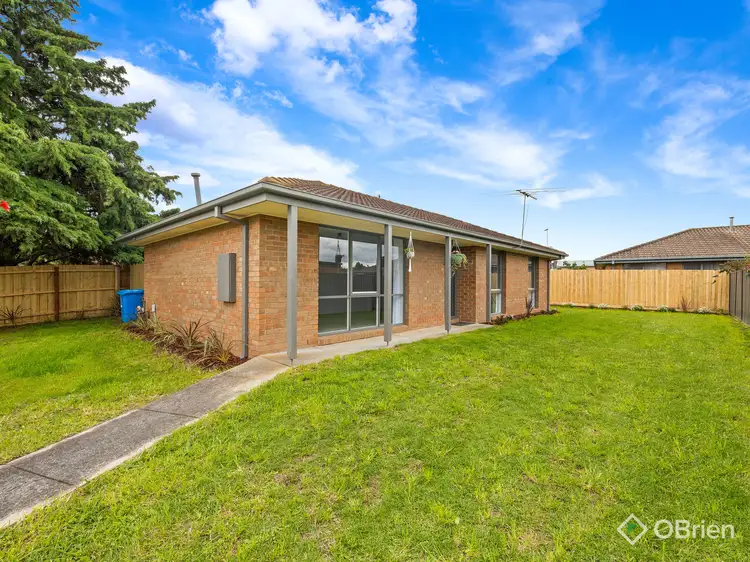 6 Glen Court, Narre Warren VIC 3805