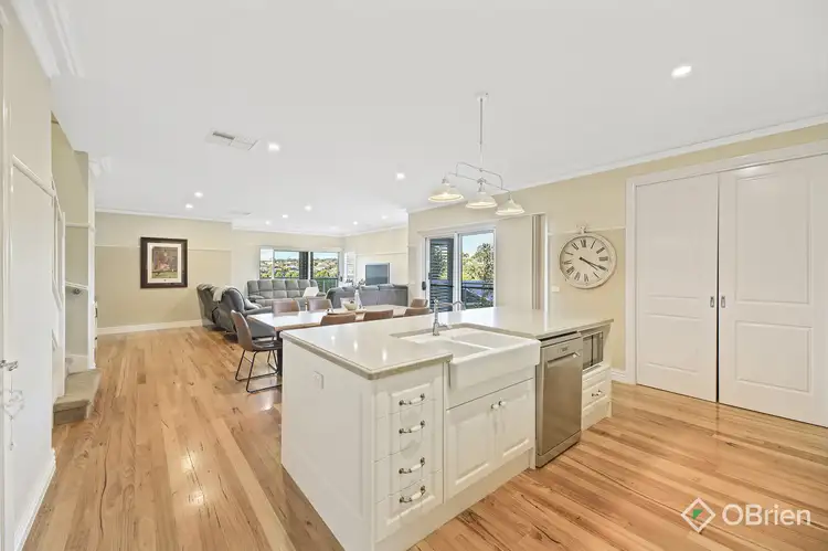 Fifth view of Homely house listing, 7 Kristan Court, Drouin VIC 3818