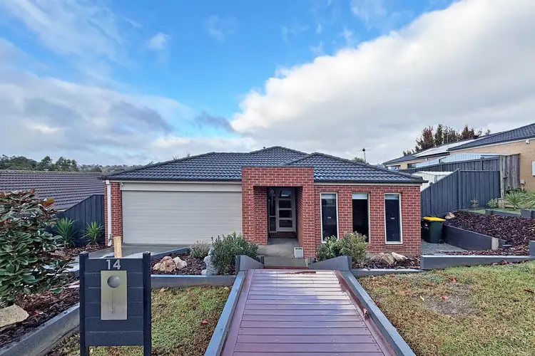 14 Folkstone Court, Drouin VIC 3818