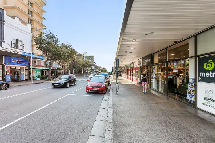 Fifth view of Homely studio listing, 4/137-139 Bondi Road, Bondi NSW 2026