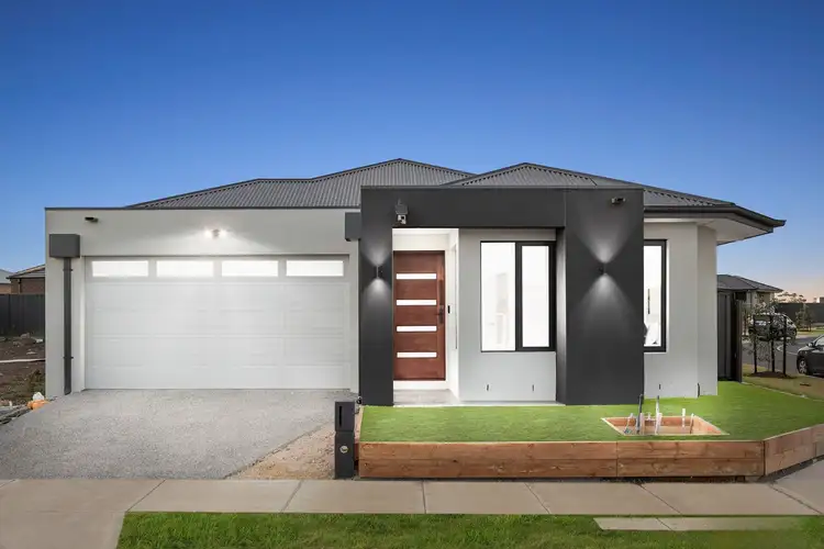 Main view of Homely house listing, 124 Medallion Boulevard, Tarneit VIC 3029