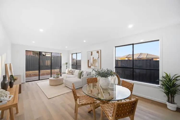 Sixth view of Homely house listing, 124 Medallion Boulevard, Tarneit VIC 3029