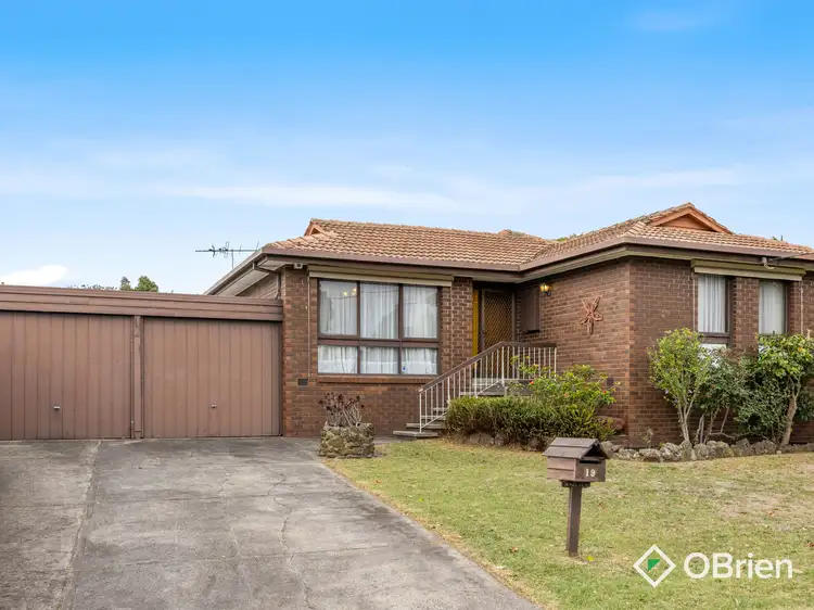 19 Inglenook Crescent, Frankston VIC 3199