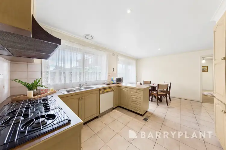 Sixth view of Homely house listing, 15 Somerton Crescent, St Albans VIC 3021