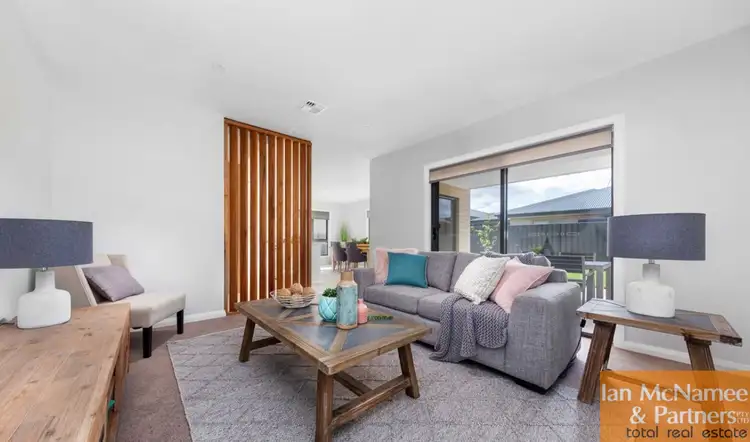 17 Sparrow Street