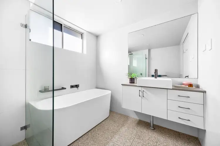 Sixth view of Homely apartment listing, 24/10 Henrietta Street, Waverley NSW 2024