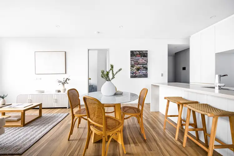 360/28 Oaks Avenue, Dee Why NSW 2099