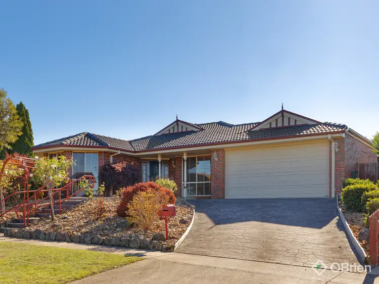 4 Hakea Court, Drouin VIC 3818