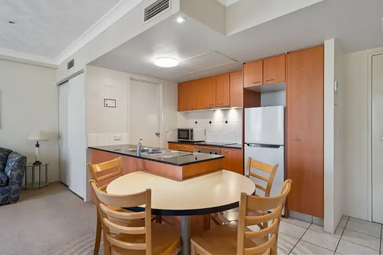Fifth view of Homely apartment listing, Level 3/301/2990-2994 Gold Coast Highway, Surfers Paradise QLD 4217