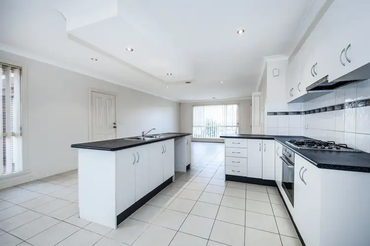 1/1 Lady Penrhyn Drive