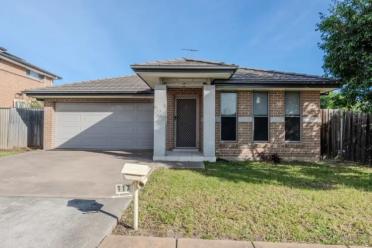 2 Loch Avenue, Glenmore Park NSW 2745