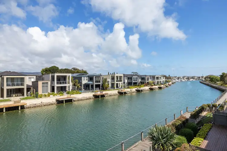 A205/83 Spinnaker terrace, Safety Beach VIC 3936