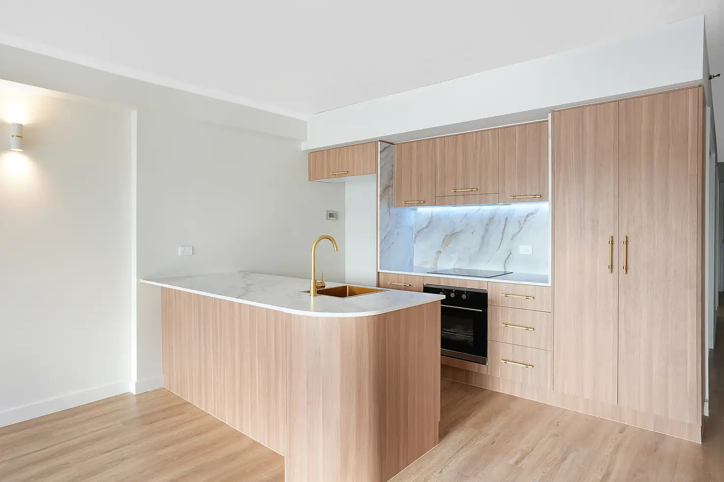 Main view of Homely unit listing, 49/86-124 Ogden Street, Townsville City QLD 4810