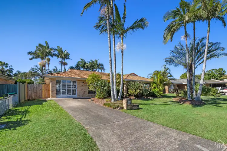 1 Honeymyrtle Drive, Banora Point NSW 2486