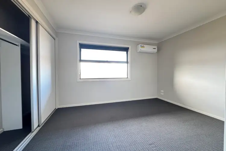 Fifth view of Homely townhouse listing, 4 Swagman Walk, Wollert VIC 3750