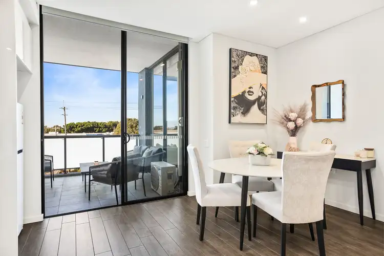 204/118 Gladstone Avenue, Coniston NSW 2500