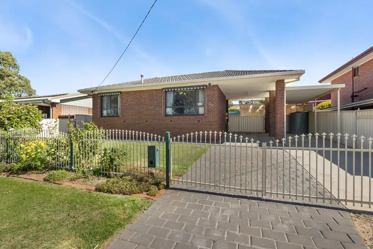 33 John Street, Kangaroo Flat VIC 3555