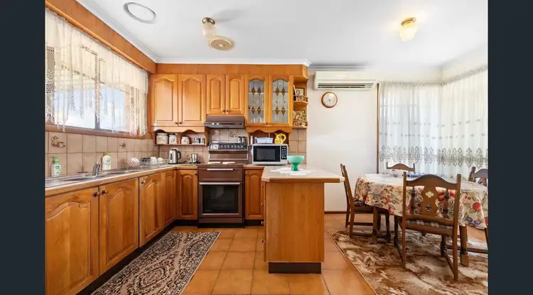 Fifth view of Homely house listing, 16 Avondale Avenue, St Albans VIC 3021