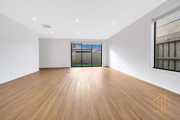 Fifth view of Homely house listing, 8 Homely Avenue, Clyde North VIC 3978