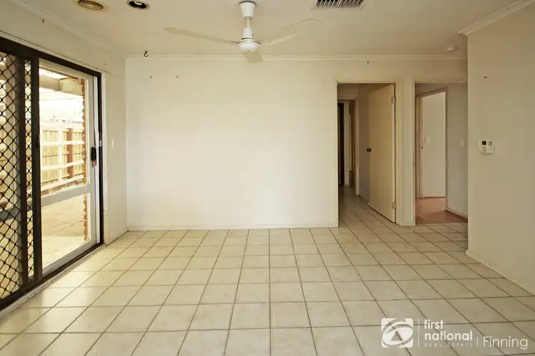 Fifth view of Homely house listing, 9 Courtenay Avenue, Cranbourne North VIC 3977