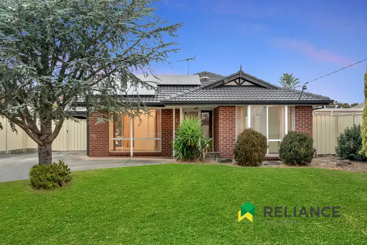 8 Lyrebird Court, Werribee VIC 3030