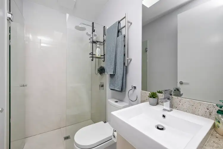 Fifth view of Homely apartment listing, 8/472 Dandenong Road, Caulfield North VIC 3161