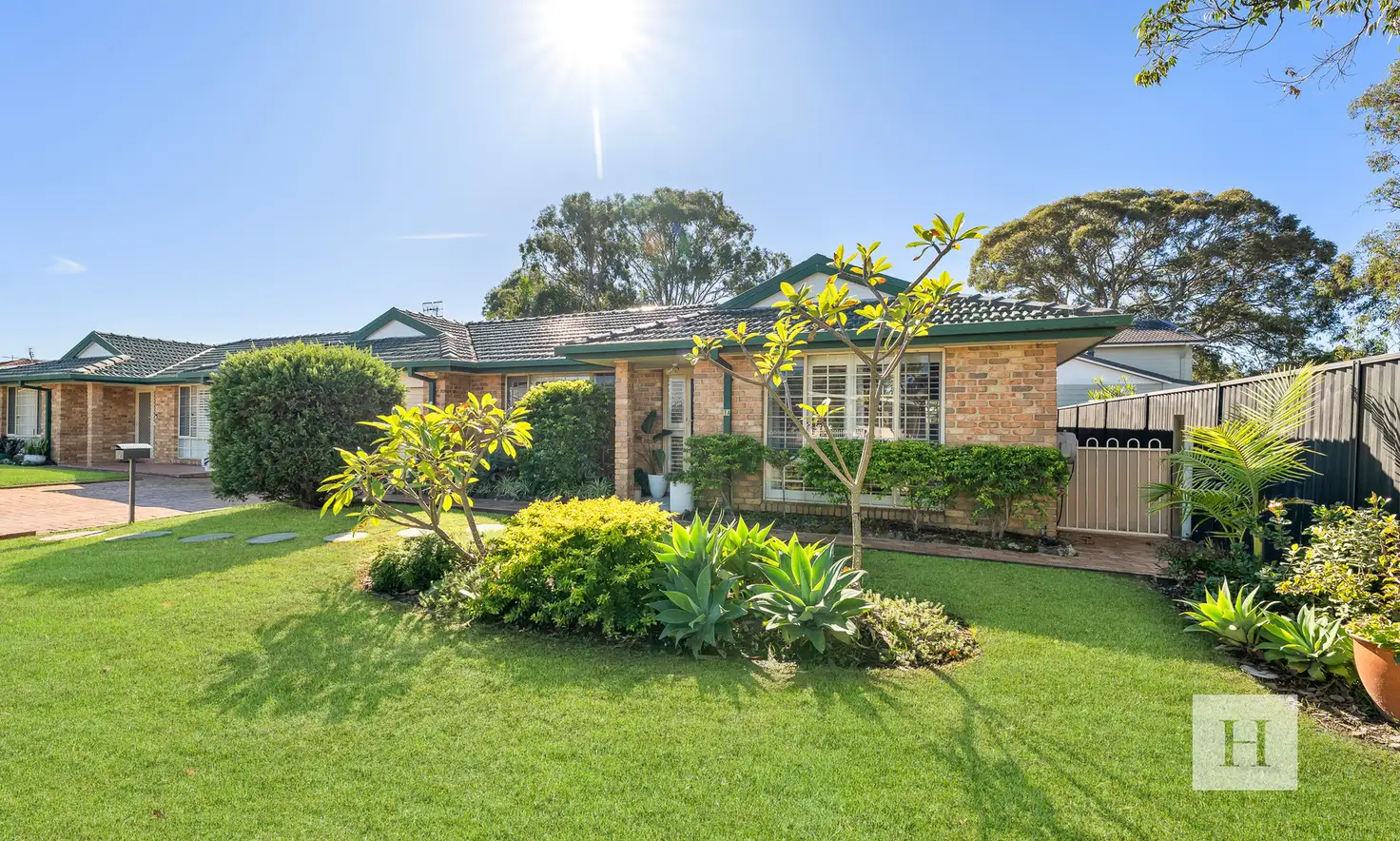 Main view of Homely semi-detached listing, 1a Kalulah Drive, Gorokan NSW 2263