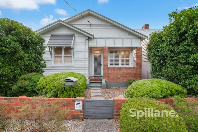 20 Ravenshaw Street, The Junction NSW 2291