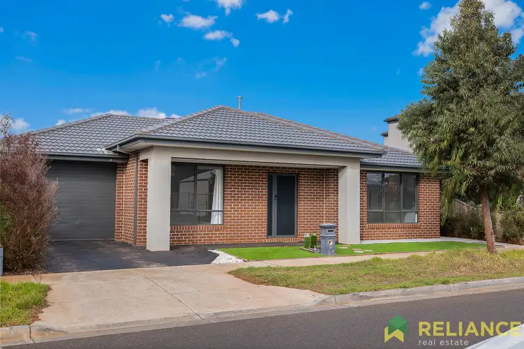 Second view of Homely house listing, 4 Ainsley Road, Thornhill Park VIC 3335