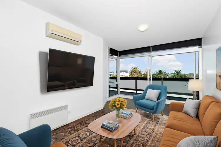 24/64 Fitzroy Street, St Kilda VIC 3182
