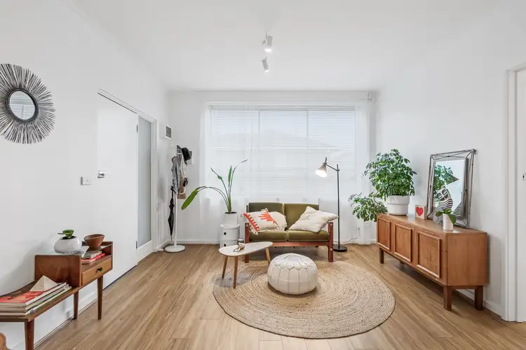 Third view of Homely apartment listing, 10/4 Dundas Street, Thornbury VIC 3071