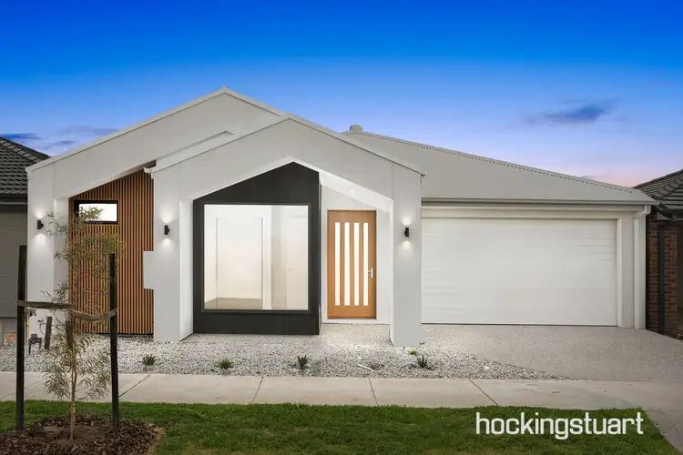 9 Mound Avenue, Donnybrook VIC 3064