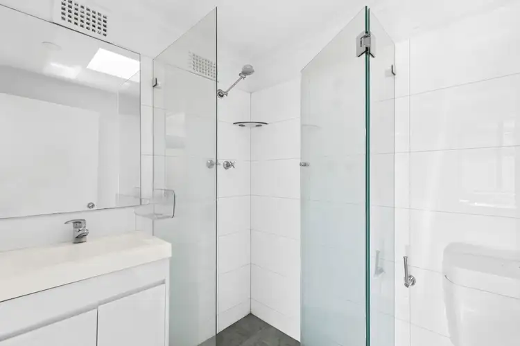 Fifth view of Homely unit listing, Flat/14 Surrey Avenue, Collaroy NSW 2097