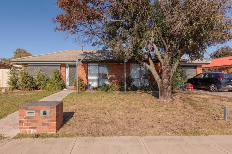 39 Mayfair Drive