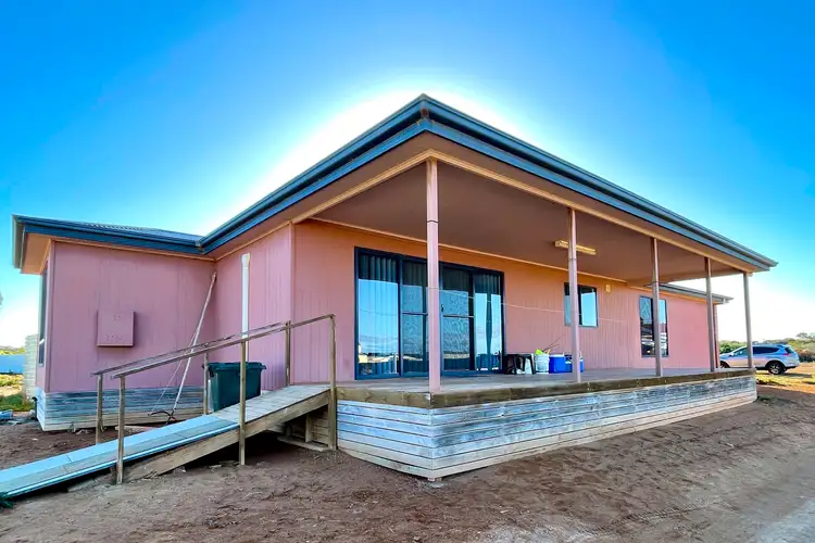 17 Saunders Drive, Denial Bay SA 5690