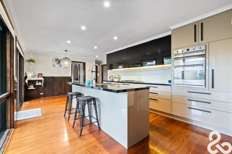 Main view of Homely house listing, 5 Greenway Drive, Mill Park VIC 3082