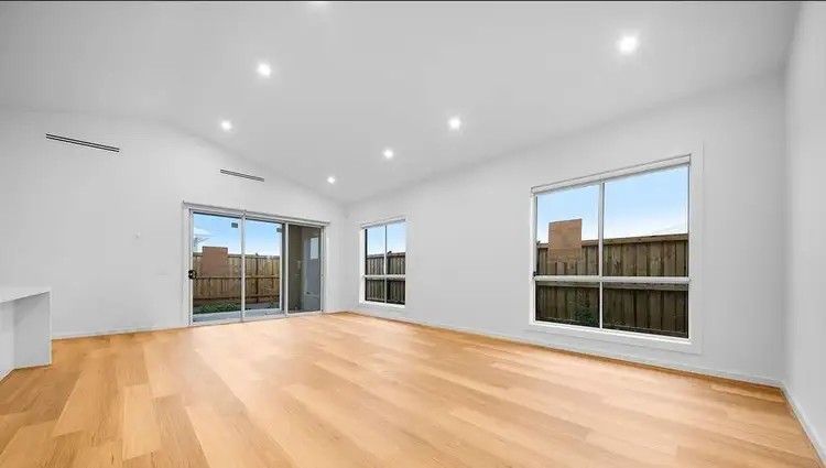 Fourth view of Homely house listing, 7 Marsden Way, Lara VIC 3212