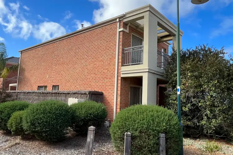 7 Longleaf Grove, Mitcham VIC 3132