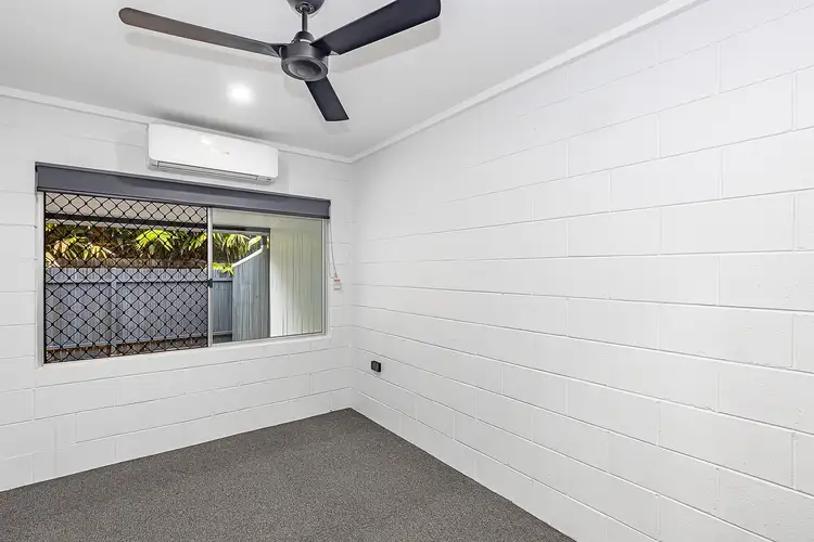 Fifth view of Homely unit listing, 2/8 Roberts Street, Hermit Park QLD 4812