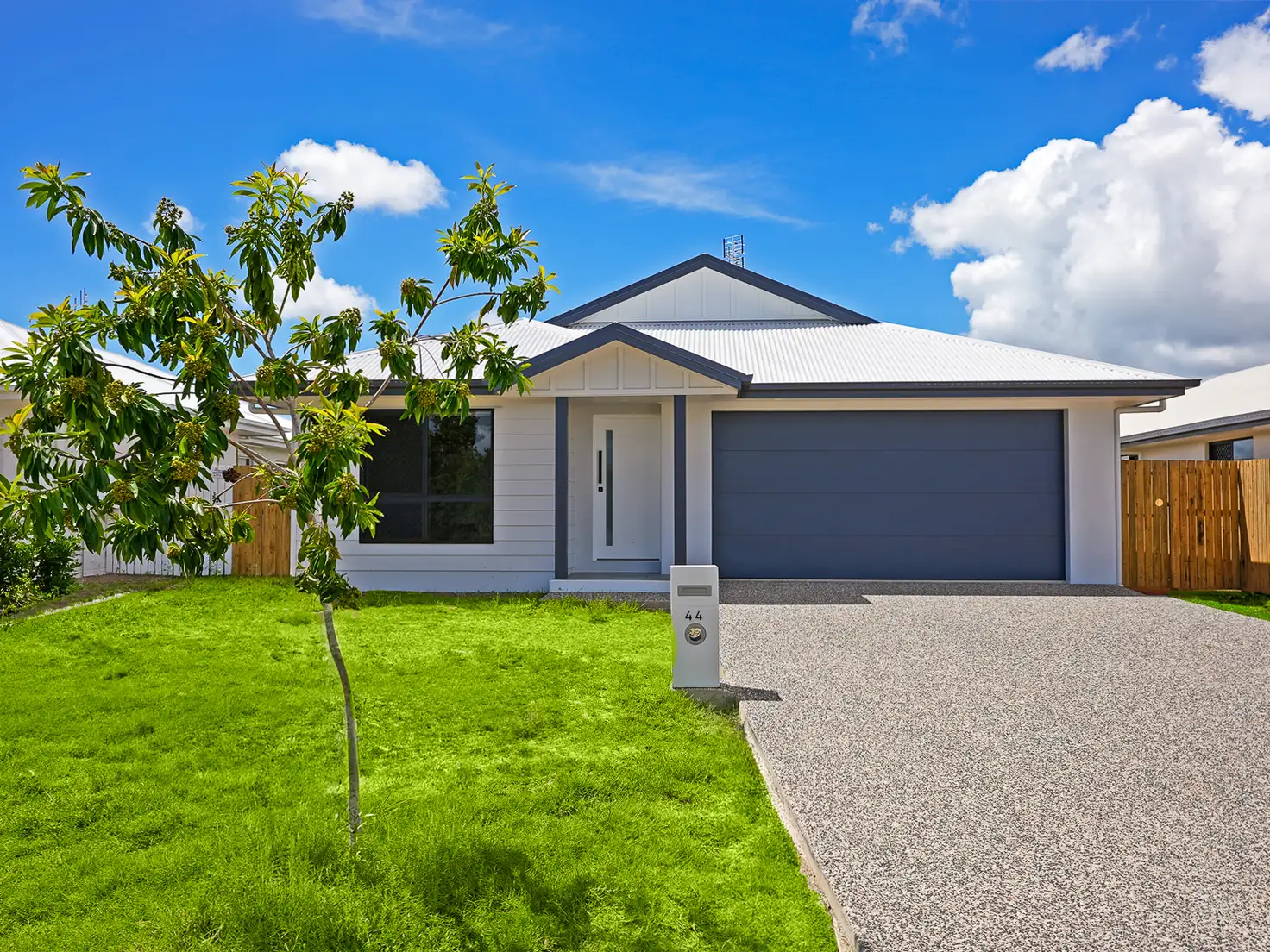 Main view of Homely house listing, 44 Pepperbush Circuit, Mount Low QLD 4818