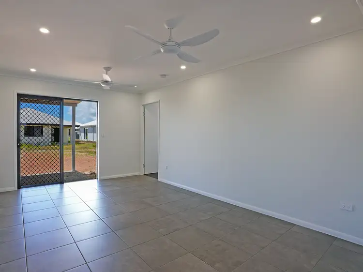 Fifth view of Homely house listing, 44 Pepperbush Circuit, Mount Low QLD 4818