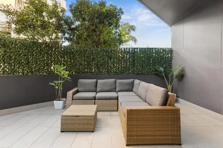427/8 Lapwing Street, Wentworth Point NSW 2127