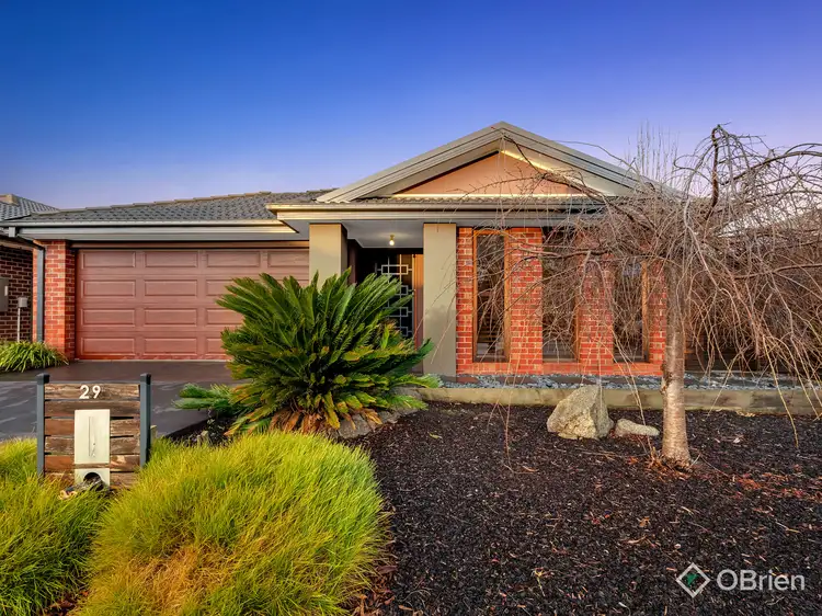 29 Pegasus Road, Cranbourne West VIC 3977
