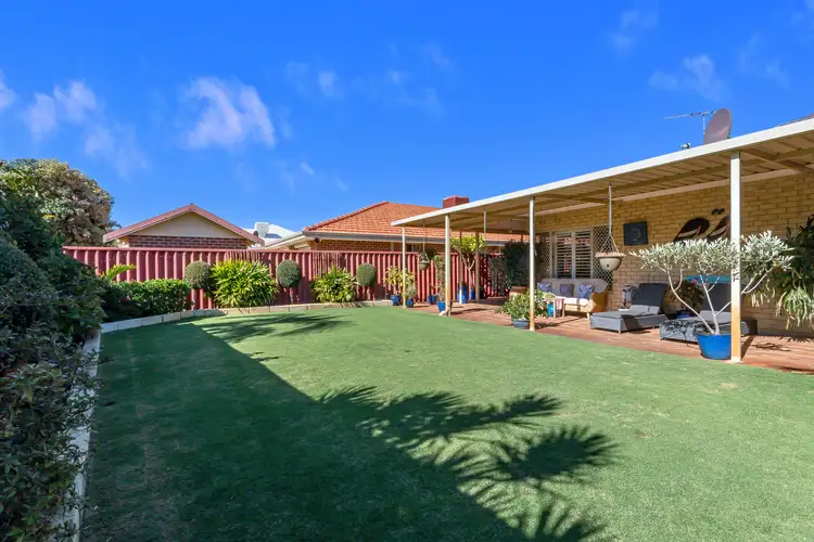 2 Feltbush Mews, Canning Vale WA 6155