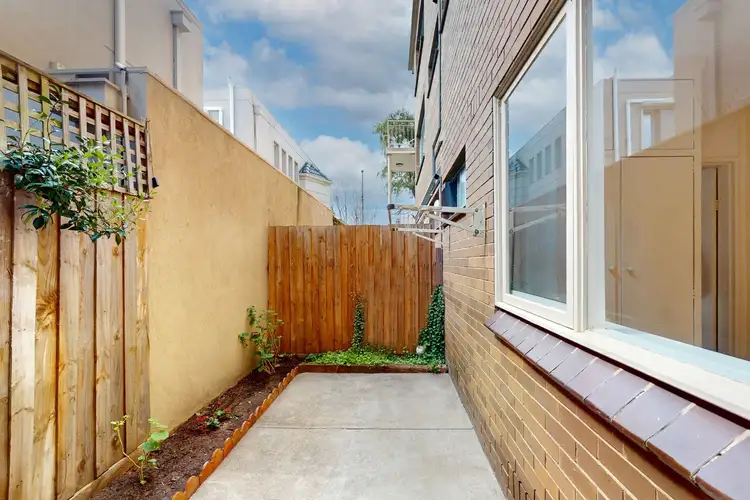 2/2 Affleck Street, South Yarra VIC 3141