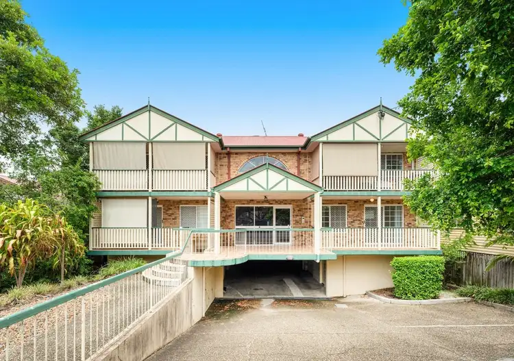 2/73 Pembroke Road, Coorparoo QLD 4151